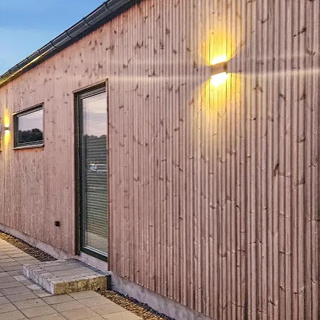 In With Sauna *